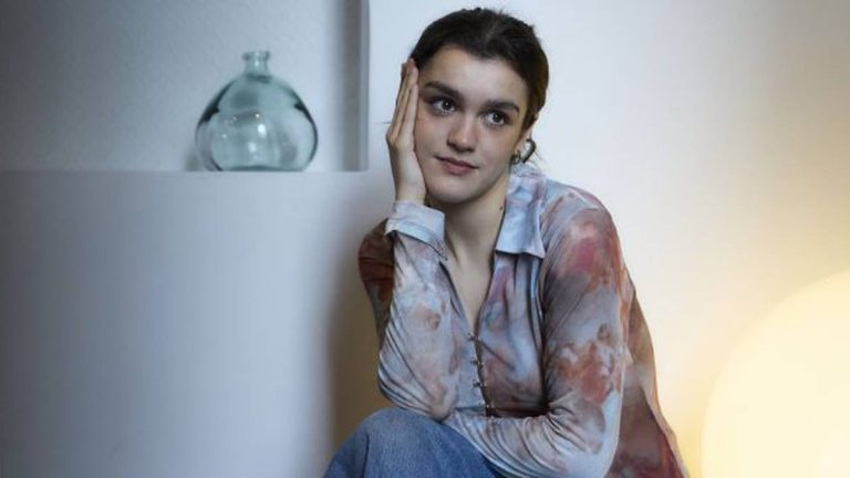 Amaia Romero does a version of 'When love sets sail' in her first concert in Japan and Camela reacts