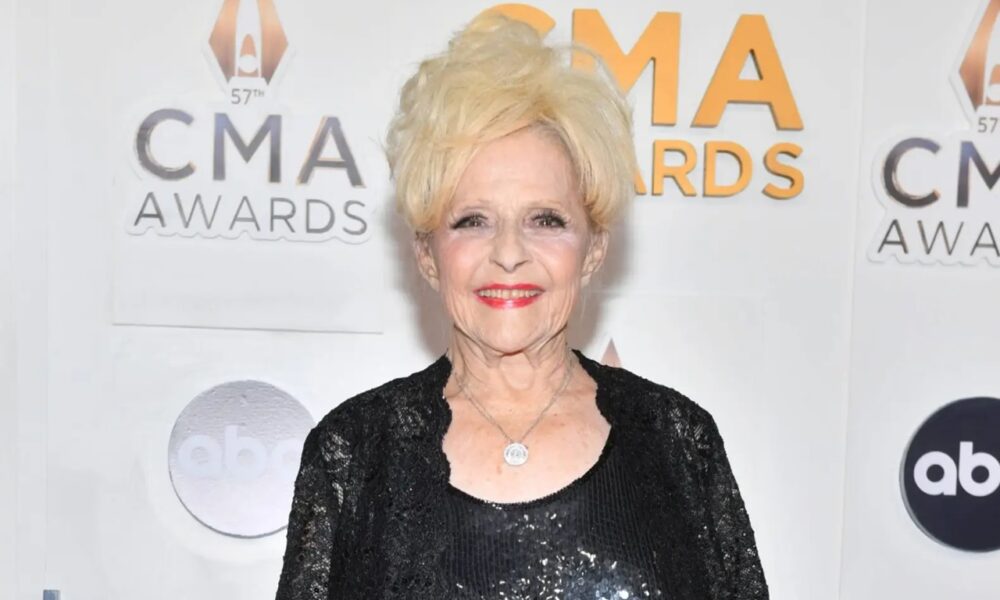 Lees christmas tree farm illinois