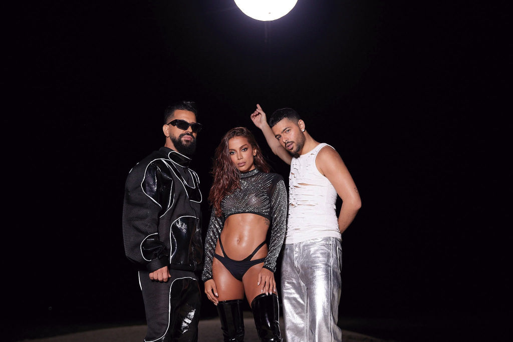 ANITTA “Joga Pra Lua” the new single (Watch the video)