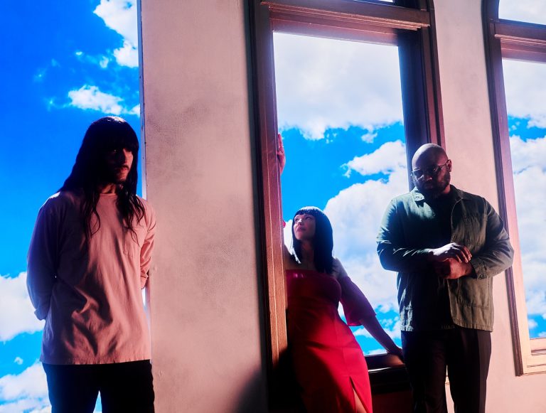 Khruangbin announces album and releases "A Love International"