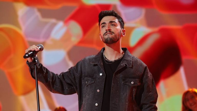 Álex Márquez (OT 2023) releases the cover of his single and everyone pays attention to the same detail