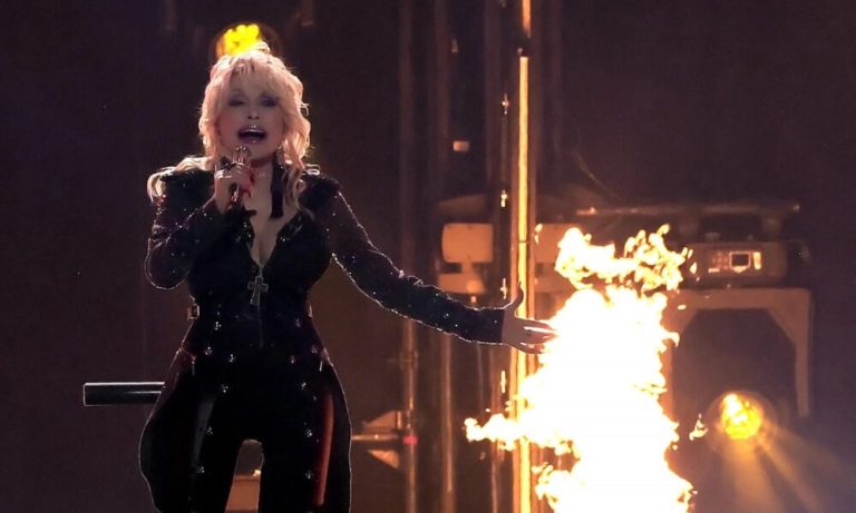 Dolly Parton live