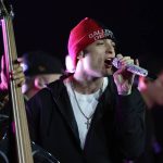 Peso Pluma distances itself from corridos in 'Igual que unangel', its collaboration with Kali Uchis