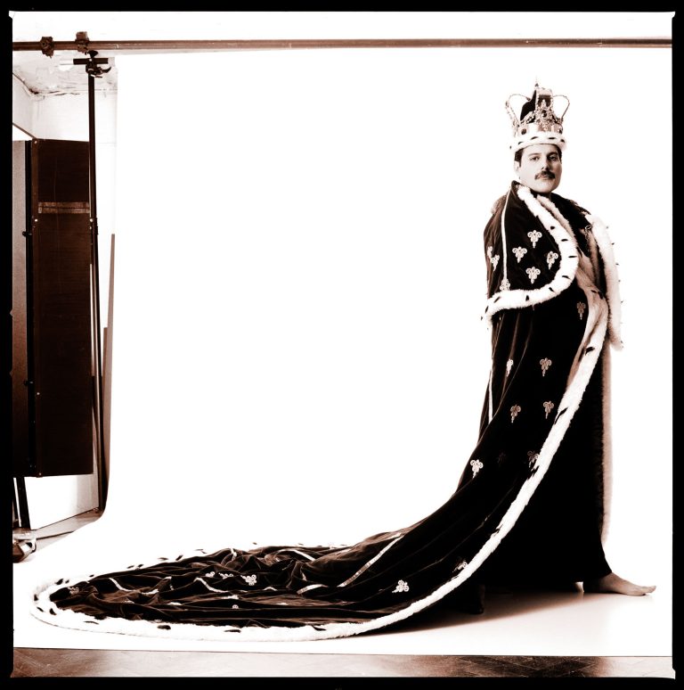 QUEEN UNSEEN |  Peter Hince” at the Luciana Matalon Foundation in Milan