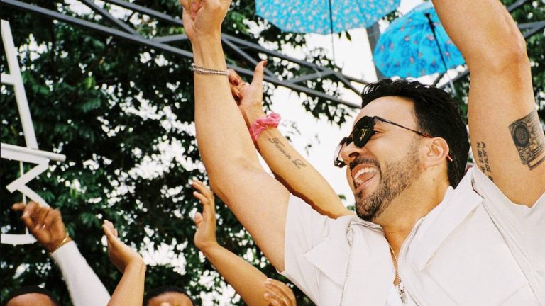 Luis Fonsi releases his new album, 'El Viaje', in May: "There are collaborations of all flavors and colors"