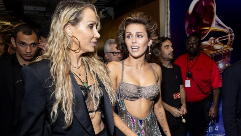 Miley Cyrus' mother admits she was "terrified" before her divorce from Billy Ray Cyrus