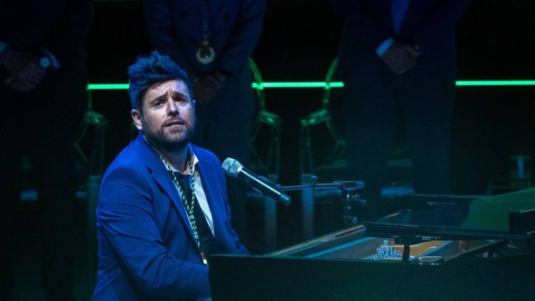 This is how Pablo López has sung the Andalusian anthem that David Bisbal has already performed