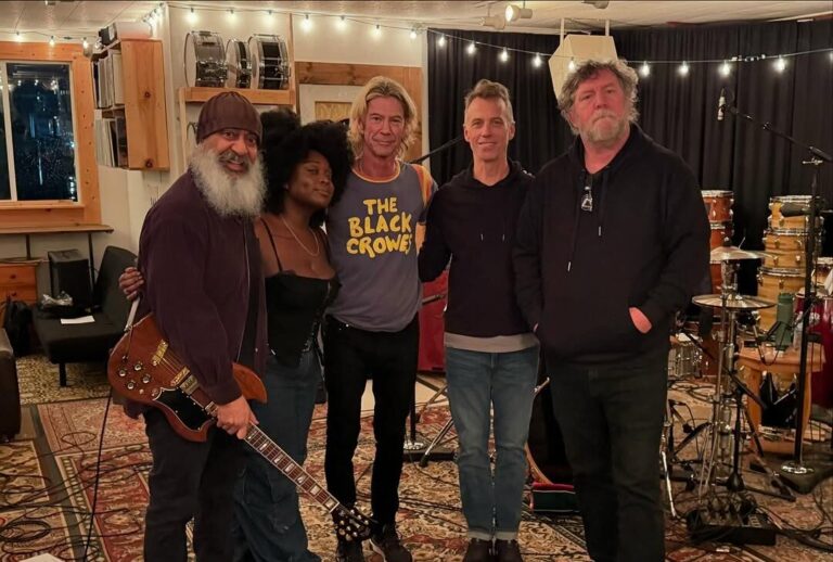 Soundgarden reappears in Seattle for a benefit concert