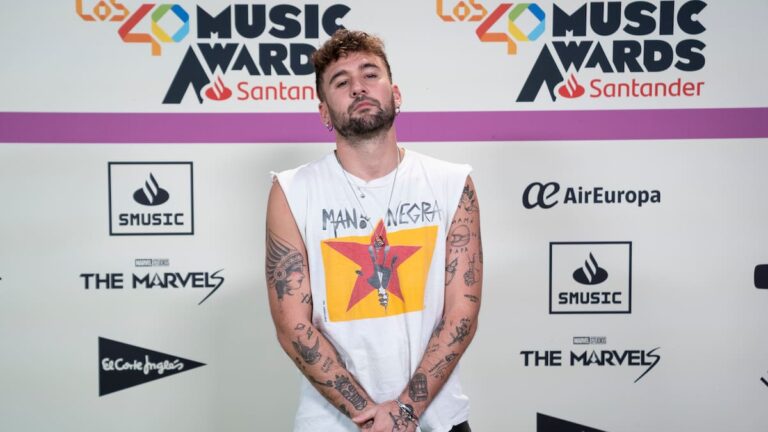 Dani Fernández defends Aitana after the premiere of his documentary 'Metamorphosis'