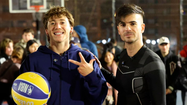 Paulo Londra melts to Karin Herrero in a 1 vs 1 in basketball: "I'm very shy"