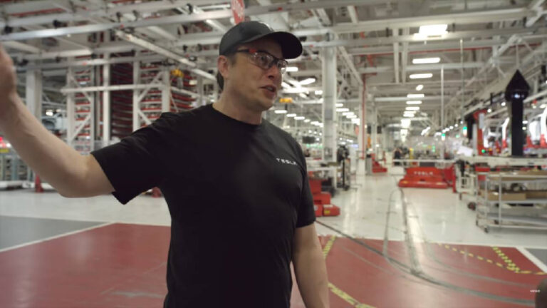 Musk fires entire Tesla Supercharger team