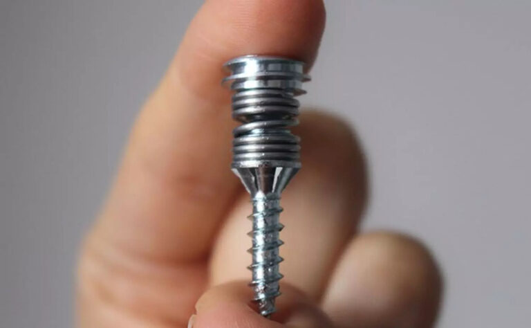 metal screw