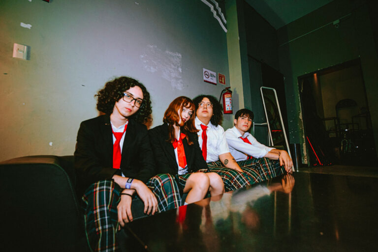 Canela dazzles with “Justice League”