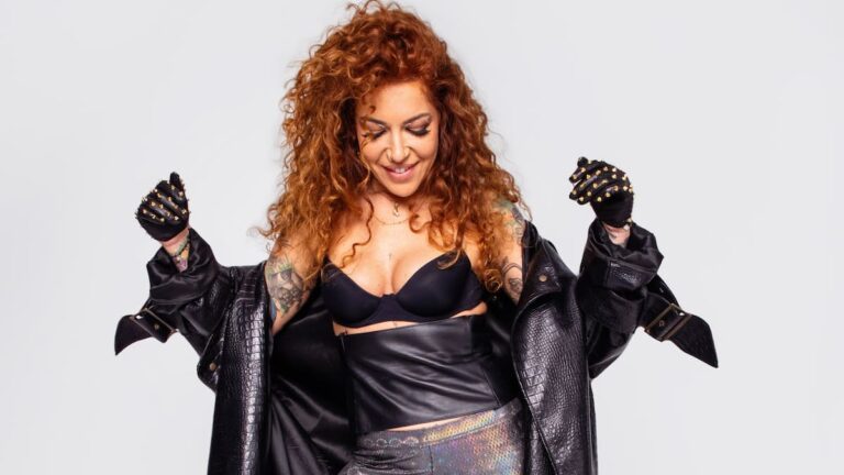 Sofía Cristo, Roi Porto and Seiken rekindle the nineties spirit by revisiting 'El Ritmo de la Noche'