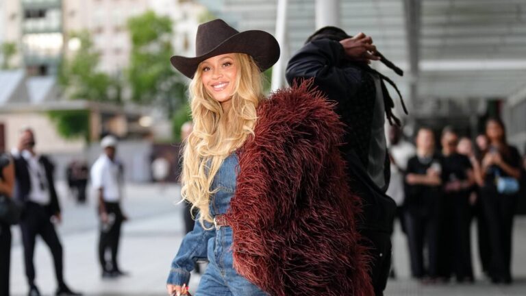 Beyoncé said "no" to 'Telephone' with Lady Gaga (although only at first)