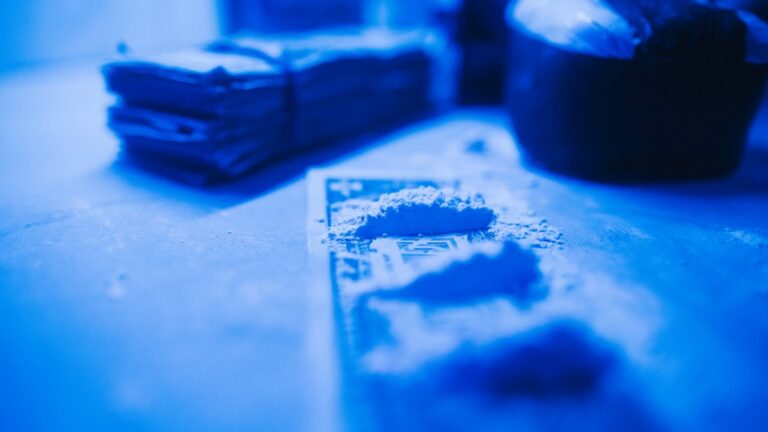 He put his finger in the bag