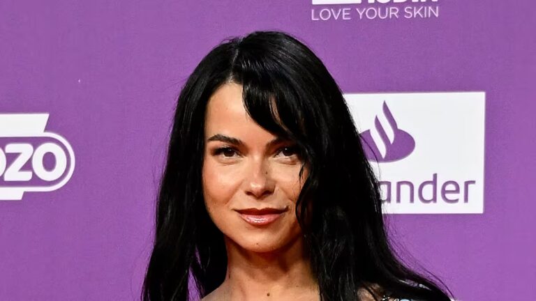 INNA and Florián Rus change Romanian for Spanish in the new version of '7 days': "For all my Latinos"