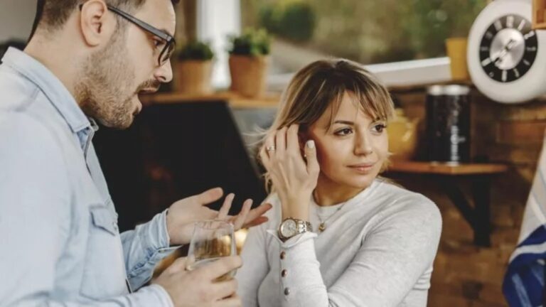 8 phrases people with low social skills often use