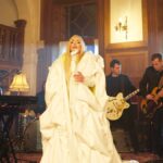 Amaia Montero and La Oreja de Van Gogh take the 'aesthetic' criticism of their return with humor