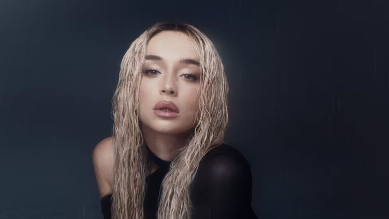 Lola Índigo launches her live album 'La Bruja, la Niña y el Dragon' with collaborations with Estopa, Nena Daconte and David Bisbal