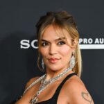 Karol G teaches a song on TikTok, but regrets it: "That call is going to be the gift for Valentine's Day"
