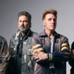 Papa Roach arrives with “Wake Up Calling”