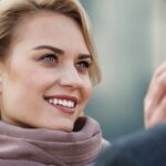 sign-woman-loves-man-1220x600