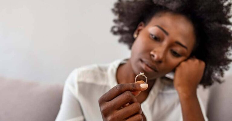 She Leaves the Father of Her Two Kids for a Surprising Reason