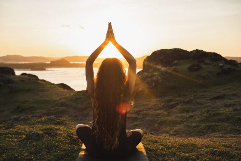 the-7-secrets-to-live-in-harmony-with-your-past-and-move-forward-serenely