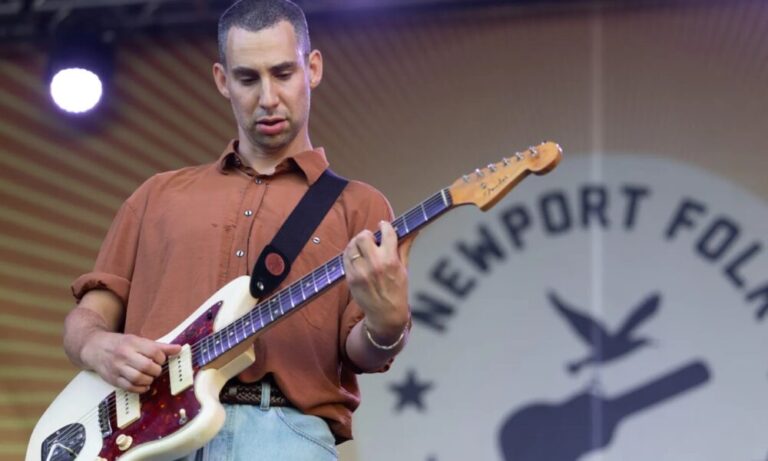 Bleachers live