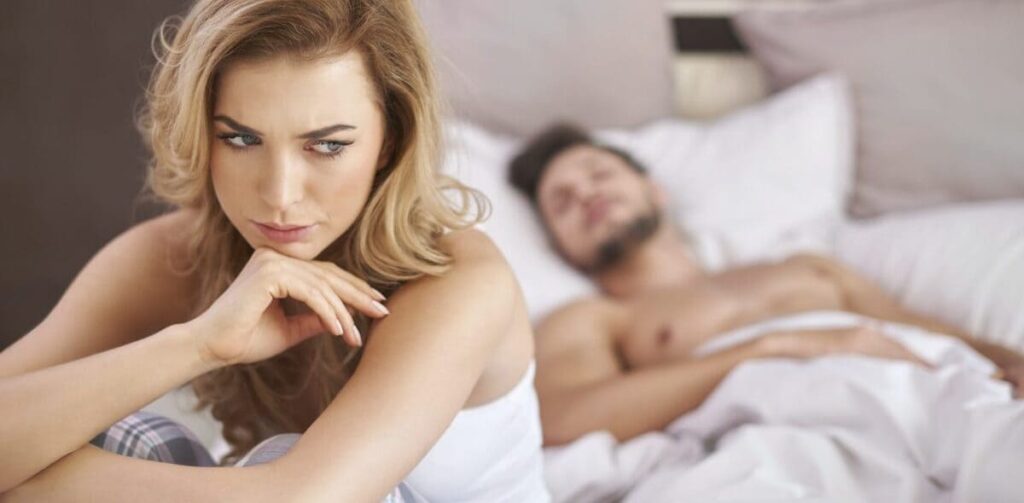 Here's what destroys couples first, according to a psychologist