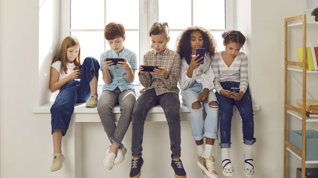 71_ of children under 13 use social media