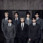 BTS posent en costumes gris pour leur retour aux American Music Awards 2026