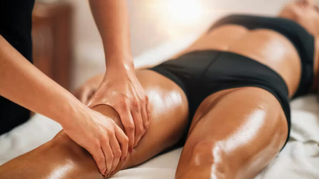 women-massage-lymphatic-drainage