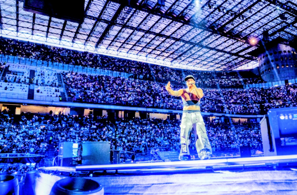 Concert review - GEOLIER at San Siro: the night in which Naples arrived everywhere (Scaletta and Info)