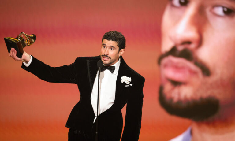 Bad Bunny aux Grammy Awards 2026