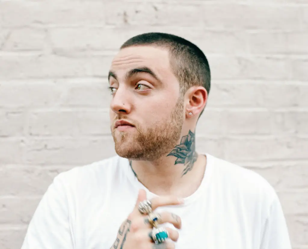 MAC MILLER "The Divine Feminine" with three new songs. Listen to "Butterflies"