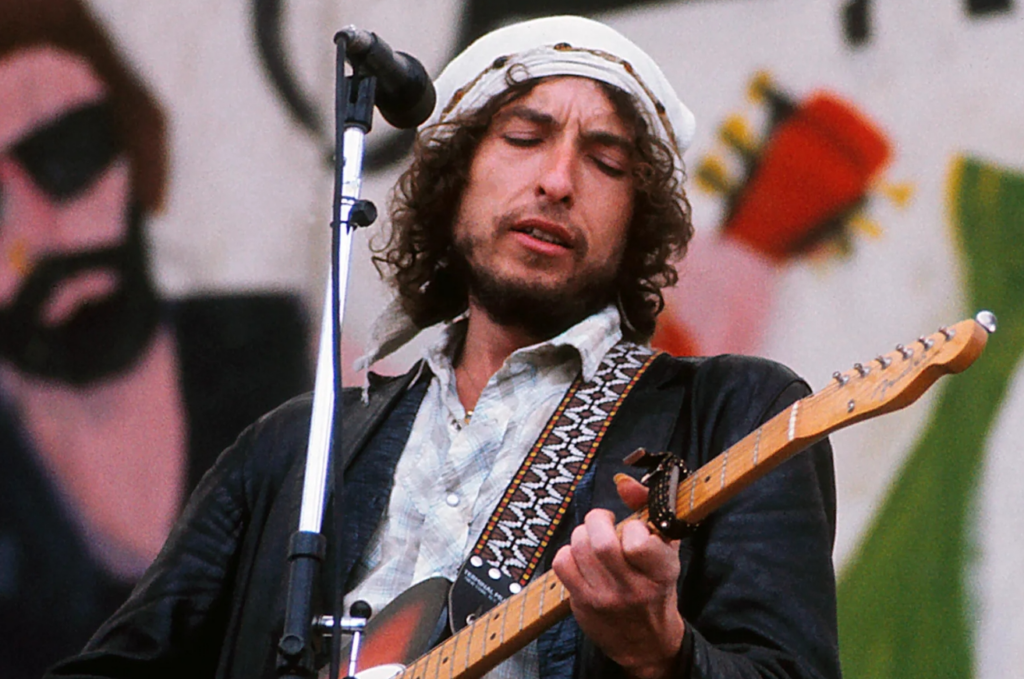 Bob Dylan prepares a box set of 39 live albums