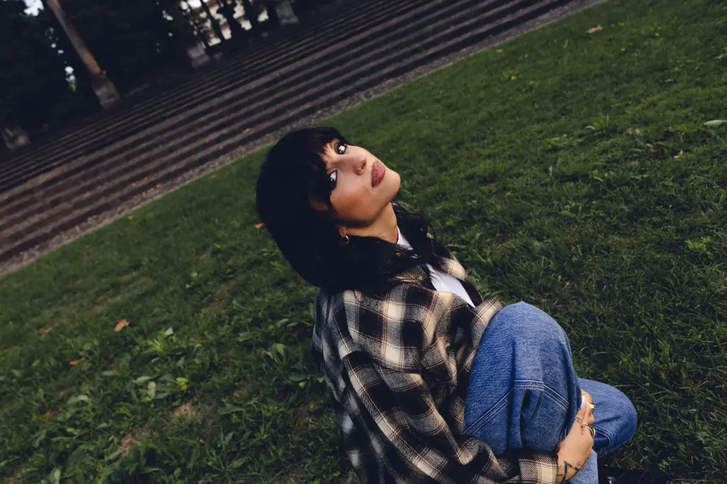 ANGELINA MANGO releases the new single “Vita da adults”
